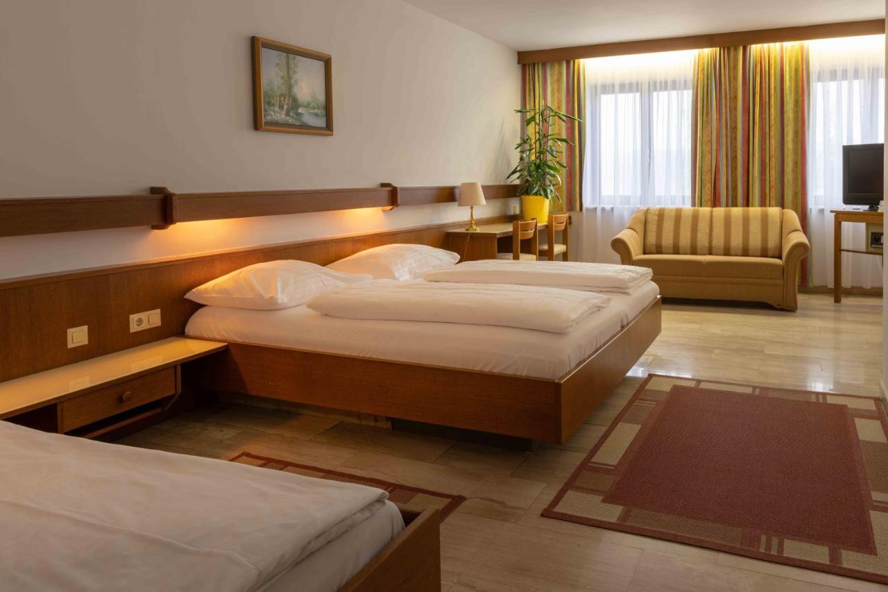 Hotel Anker Klosterneuburg Extérieur photo