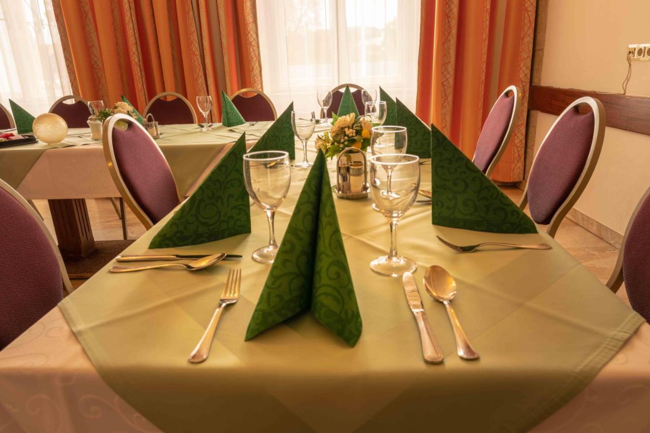Hotel Anker Klosterneuburg Extérieur photo